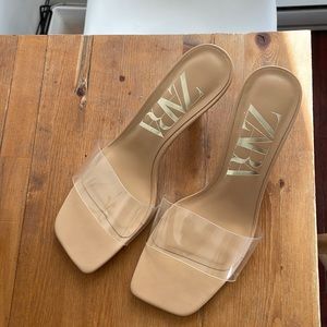 Zara / size 39 / never worn